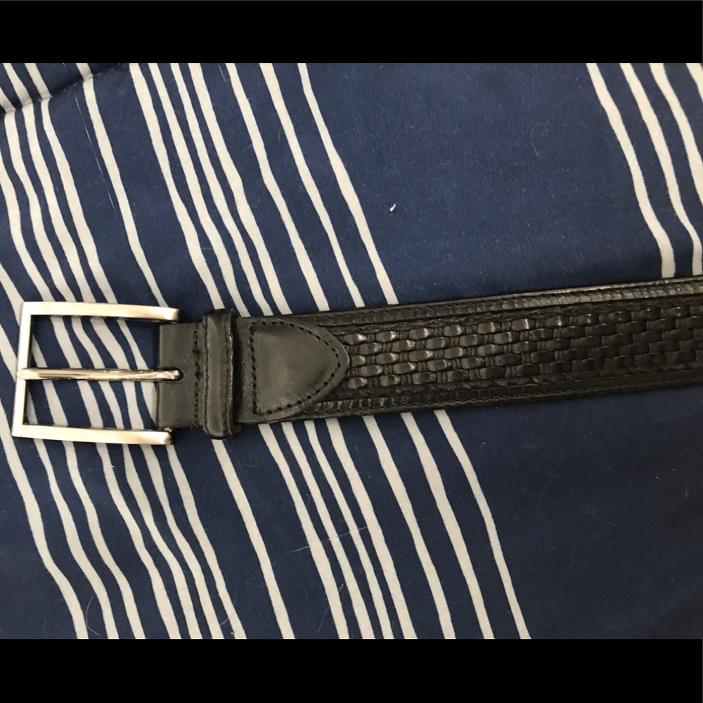 Johnston & Murphy belt
